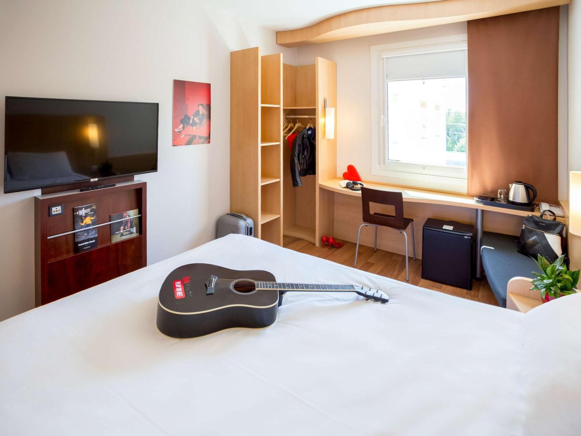 Ibis Hotel Plzeň Esterno foto