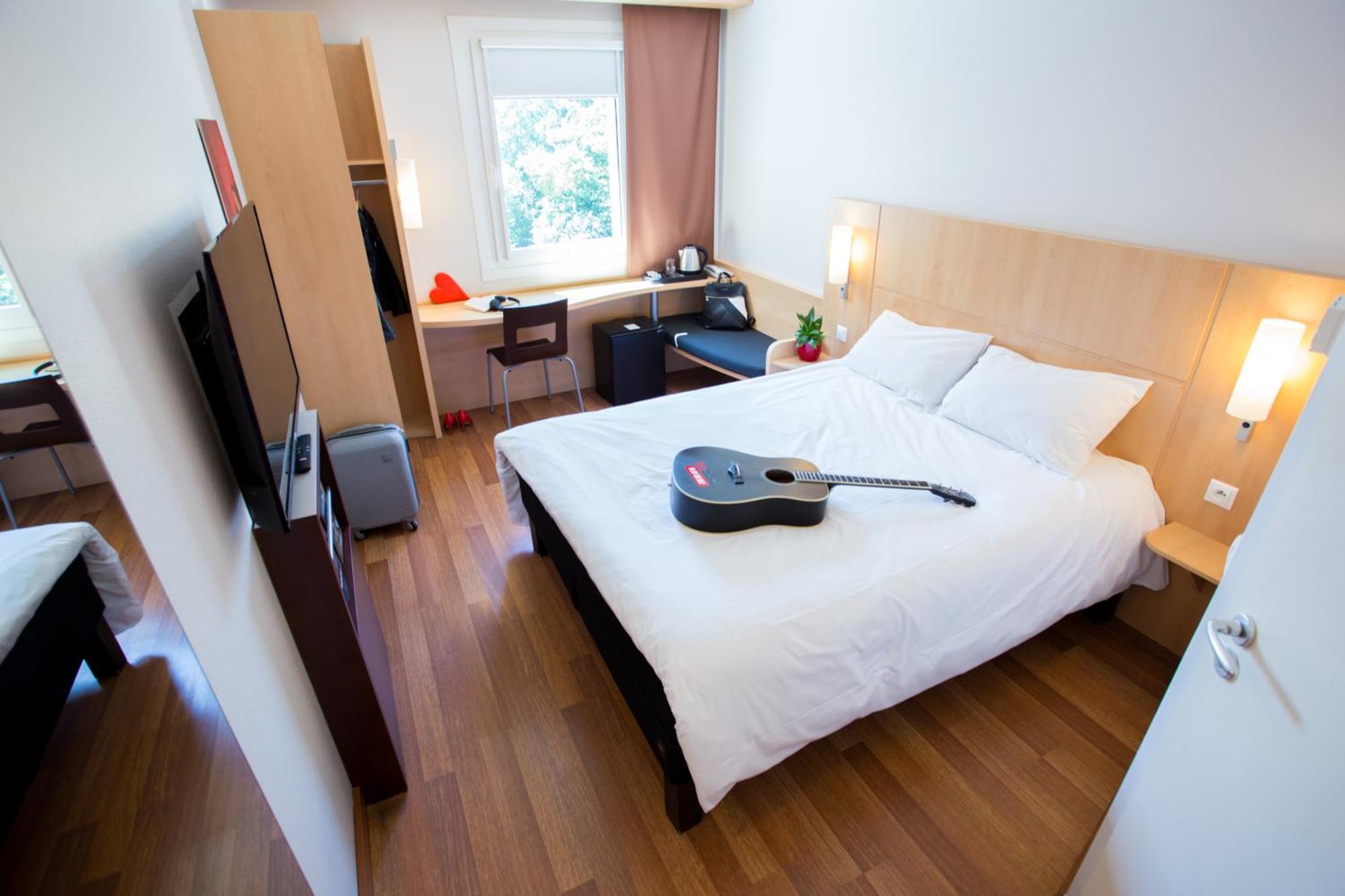 Ibis Hotel Plzeň Esterno foto
